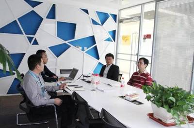 商务部专家委员及企业领导莅临炫生活考察交流，共商商务咨询服务发展